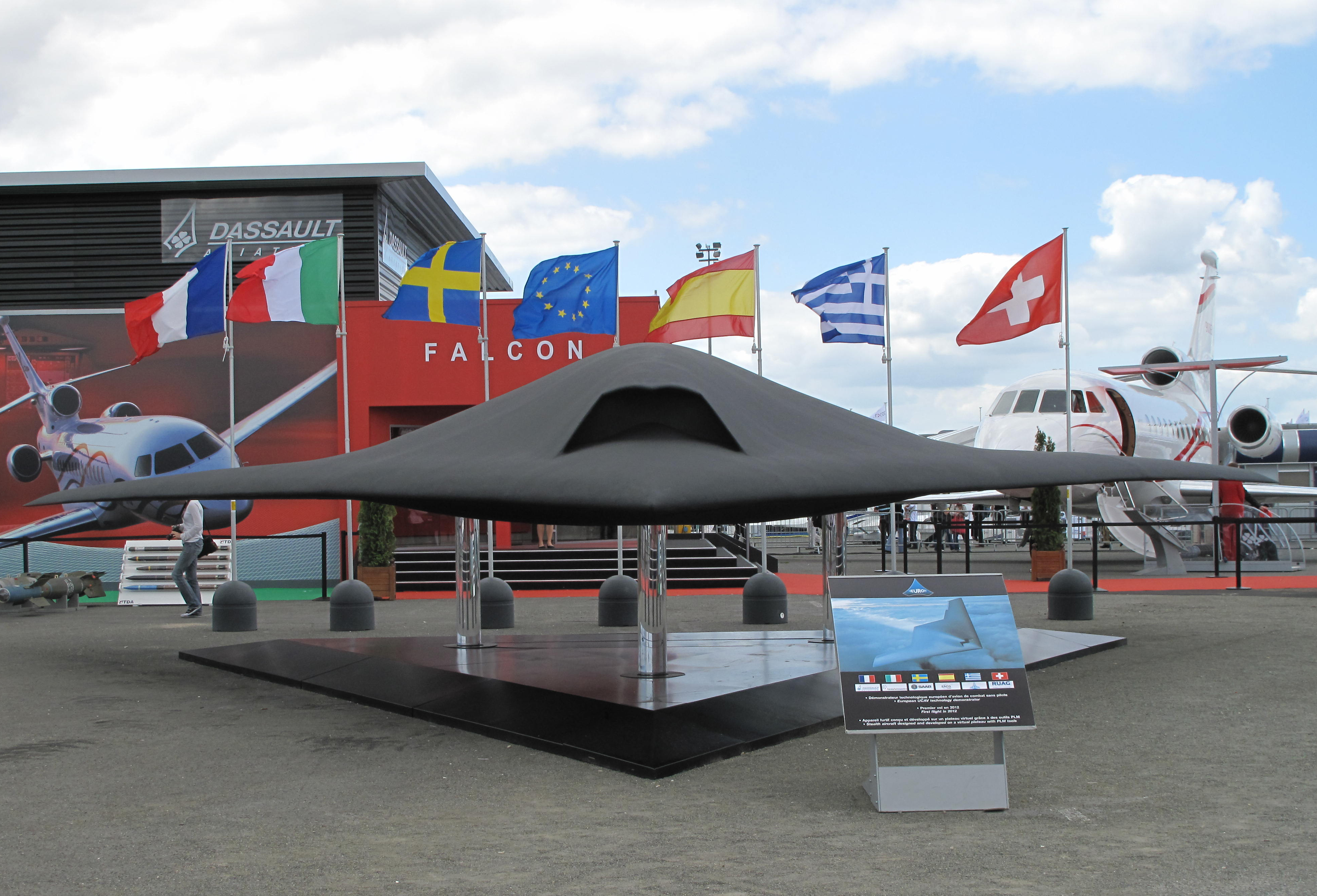 Pháp thử nghiệm UAV tấn công trong đội hình chiến đấu

